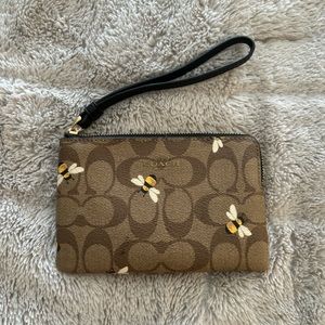 COACH Bee Print Wrist Wallet